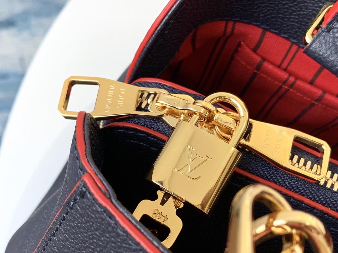L0vis Vvtt0n Montaigne BB M4431 Dark Blue