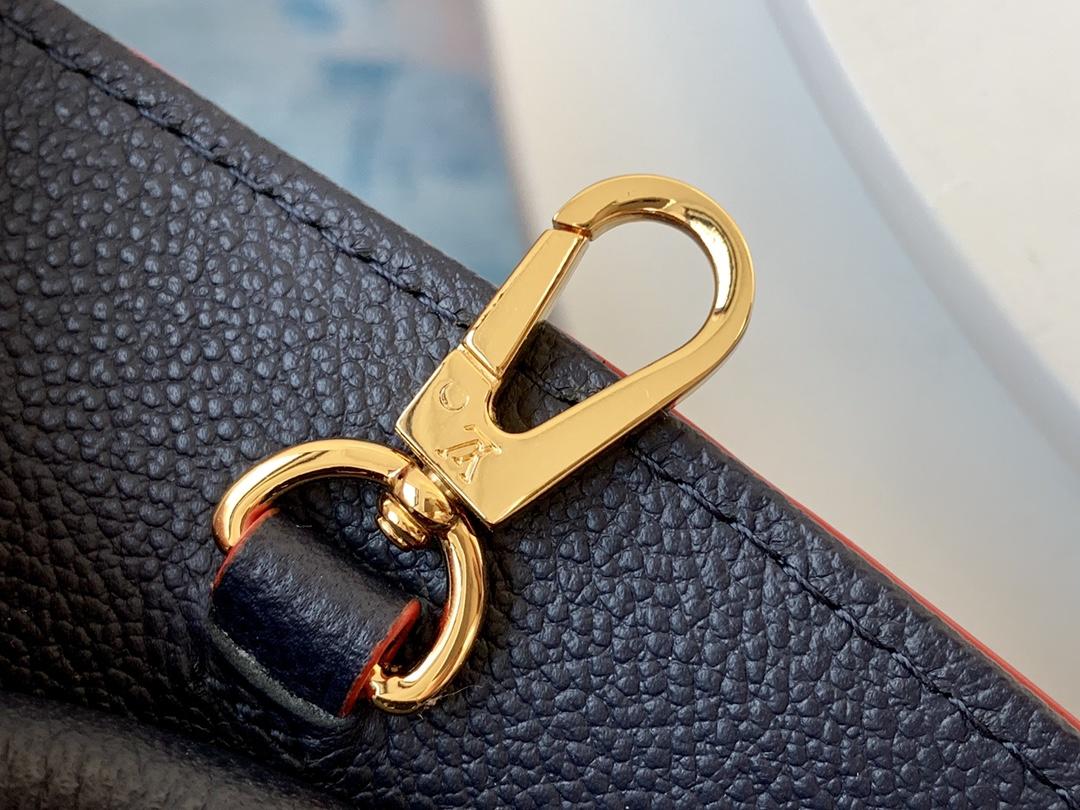 L0vis Vvtt0n Montaigne BB M4431 Dark Blue