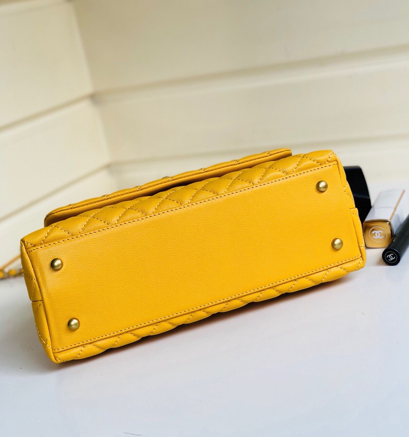 Ch**el Coco Handle Gold Caviar Yellow 28 cm