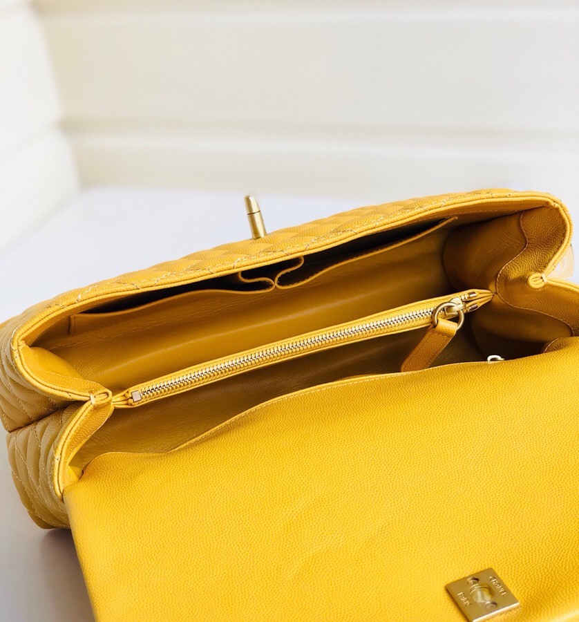 Ch**el Coco Handle Gold Caviar Yellow 28 cm