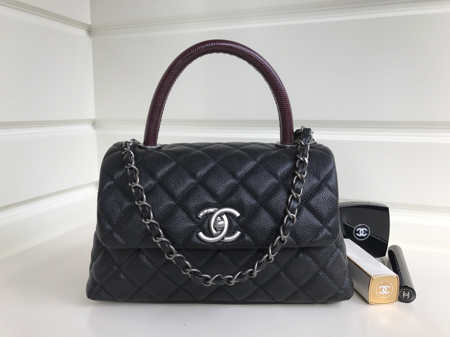 Ch**el Coco Handle Silver Caviar Black 24cm