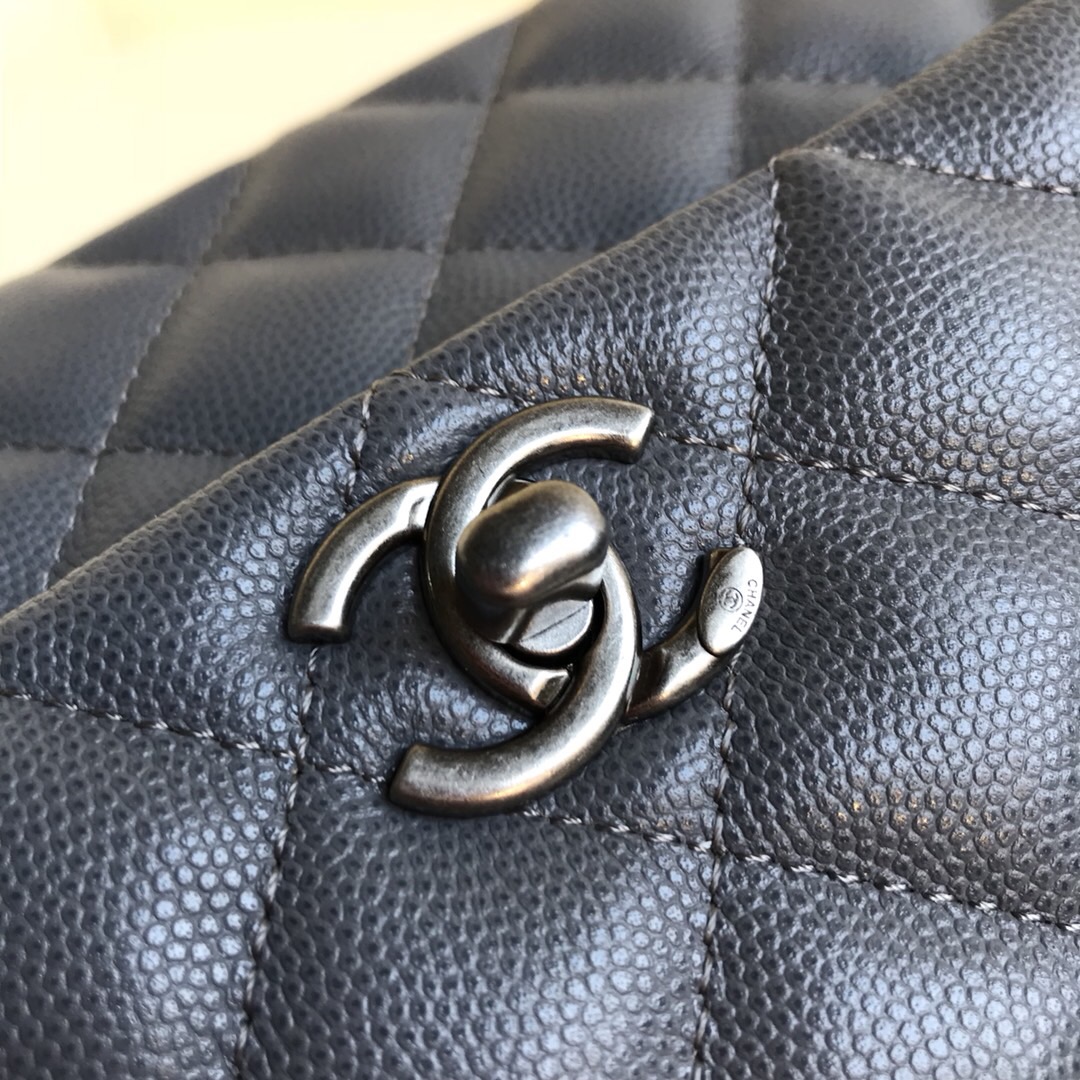 Ch**el Coco Handle Silver Caviar Grey 24 cm