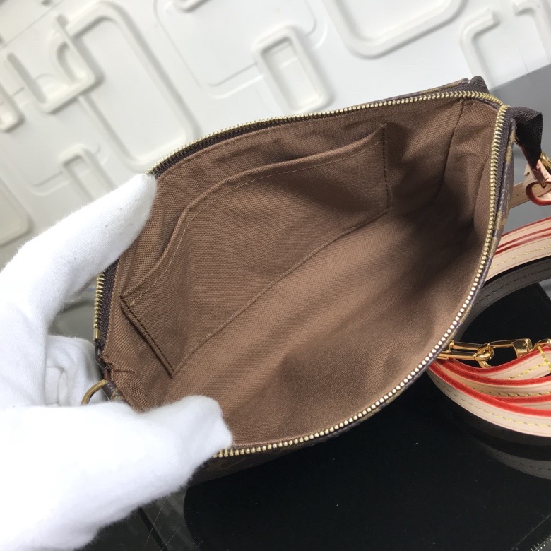 L0vis Vvtt0n Monogram POCHETTE ACCESSOIRES