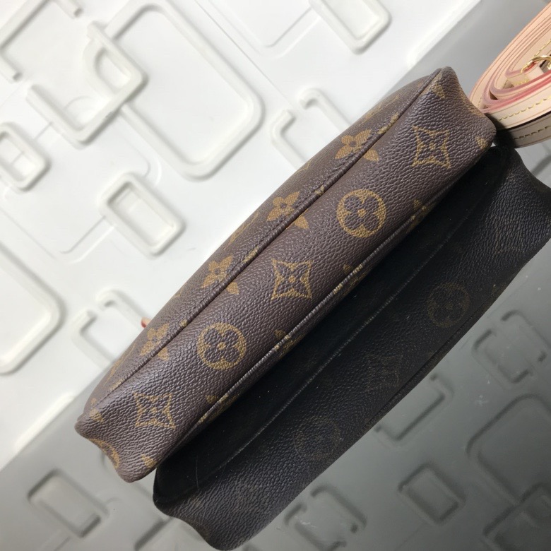 L0vis Vvtt0n Monogram POCHETTE ACCESSOIRES