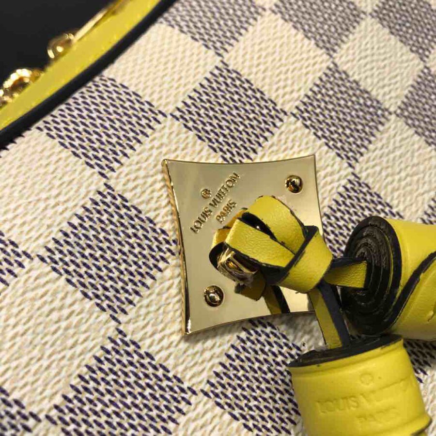 L0vis Vvtt0n Saintonge Damier Azur Canvas N40154