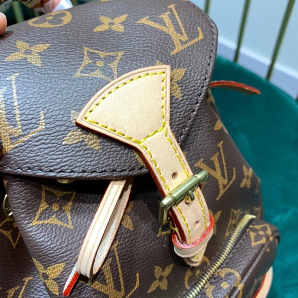 L0vis Vvtt0n Backpack