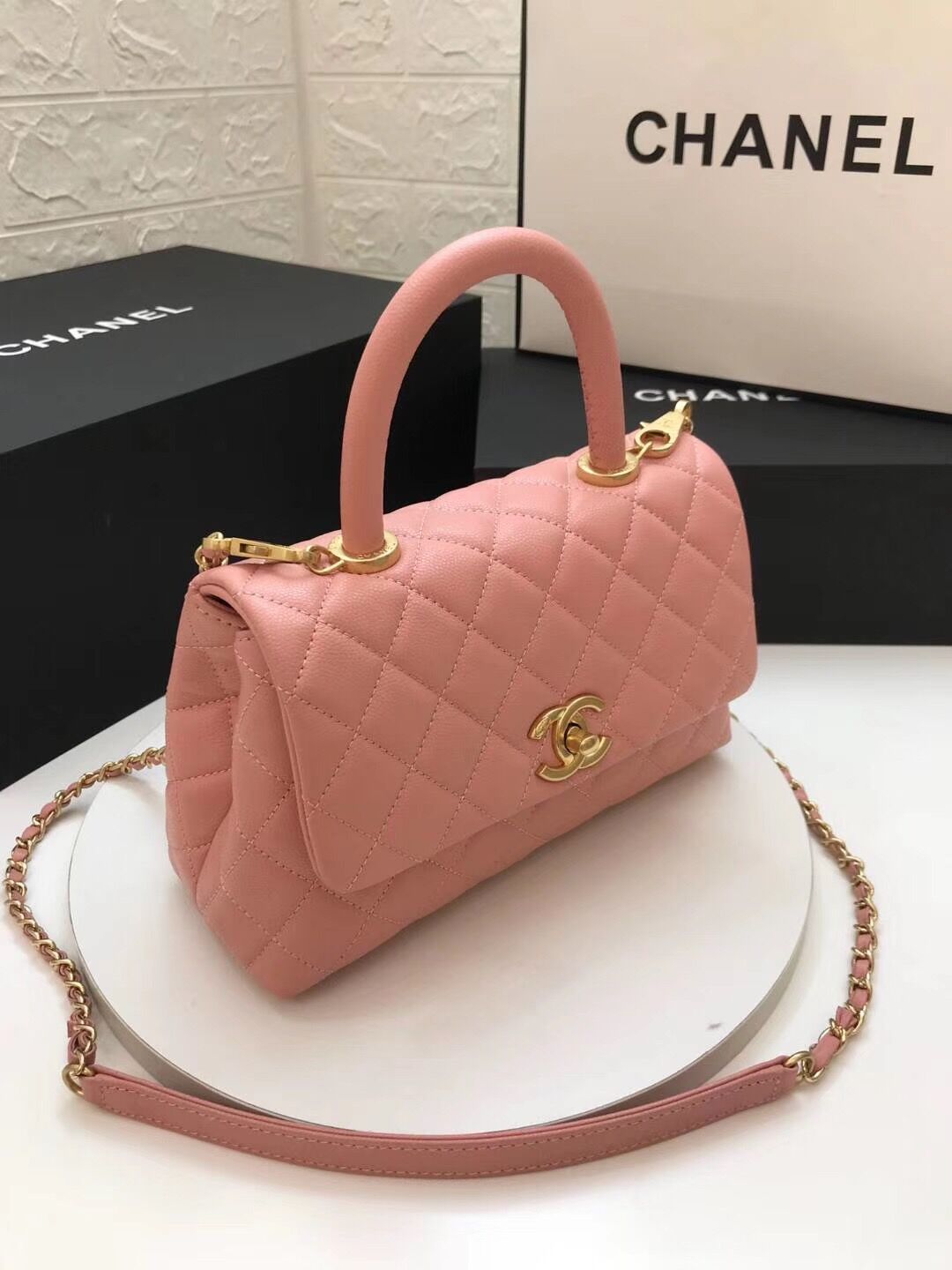 Ch**el Coco Handle Gold Caviar Pink 24 Cm