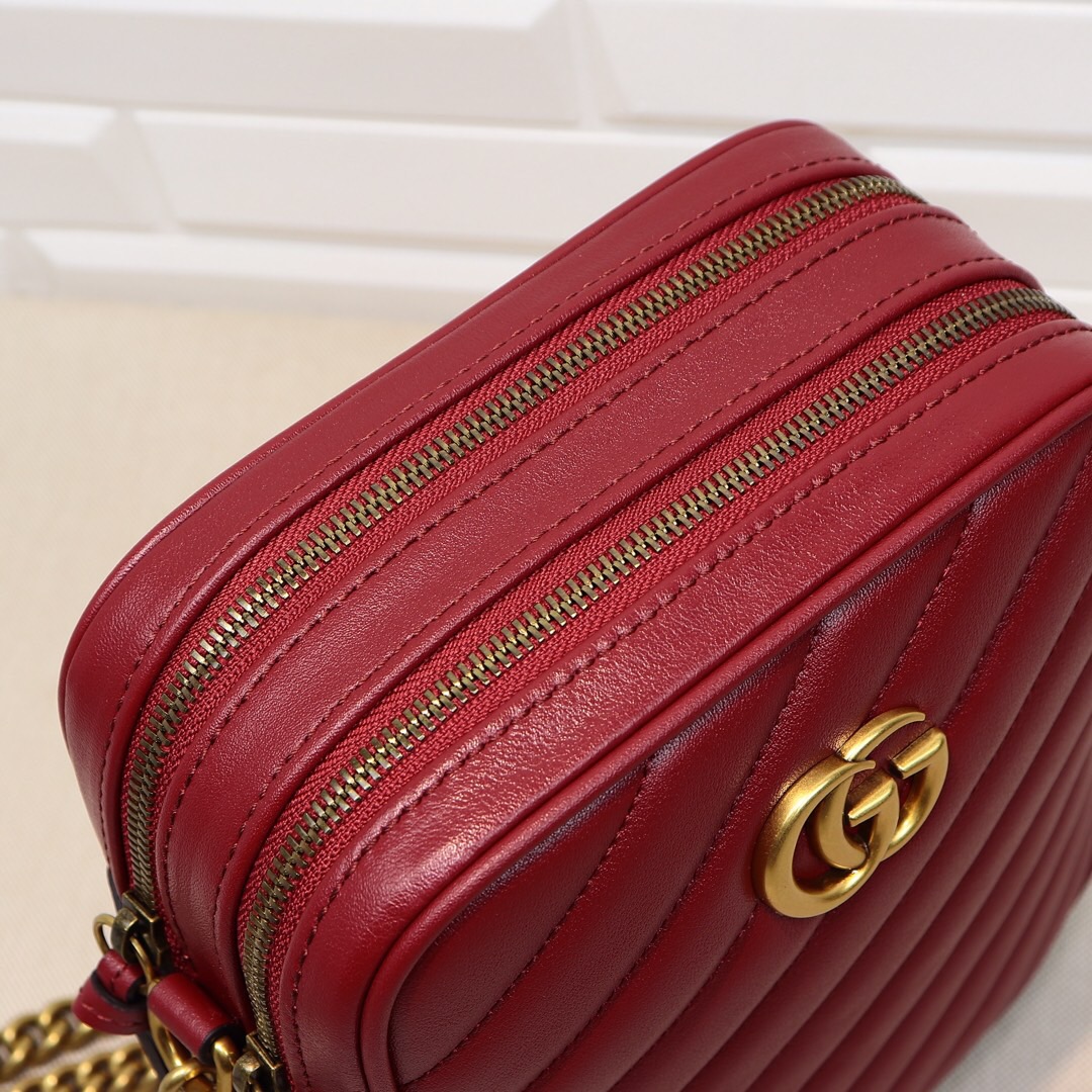 Gvc*1 GG Marmont mini shoulder bag Red 550155