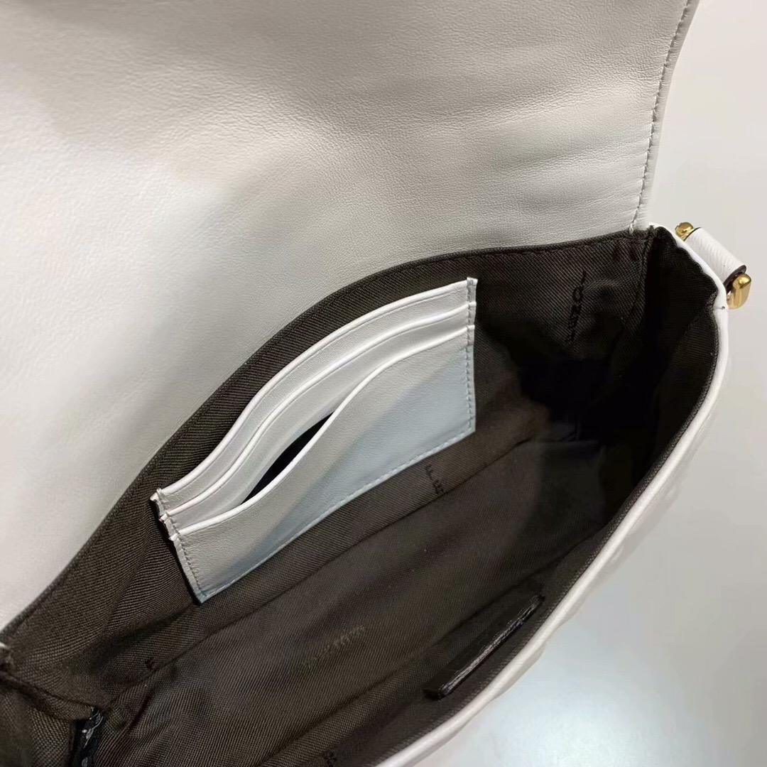 F**di Mini Baguette White 18cm