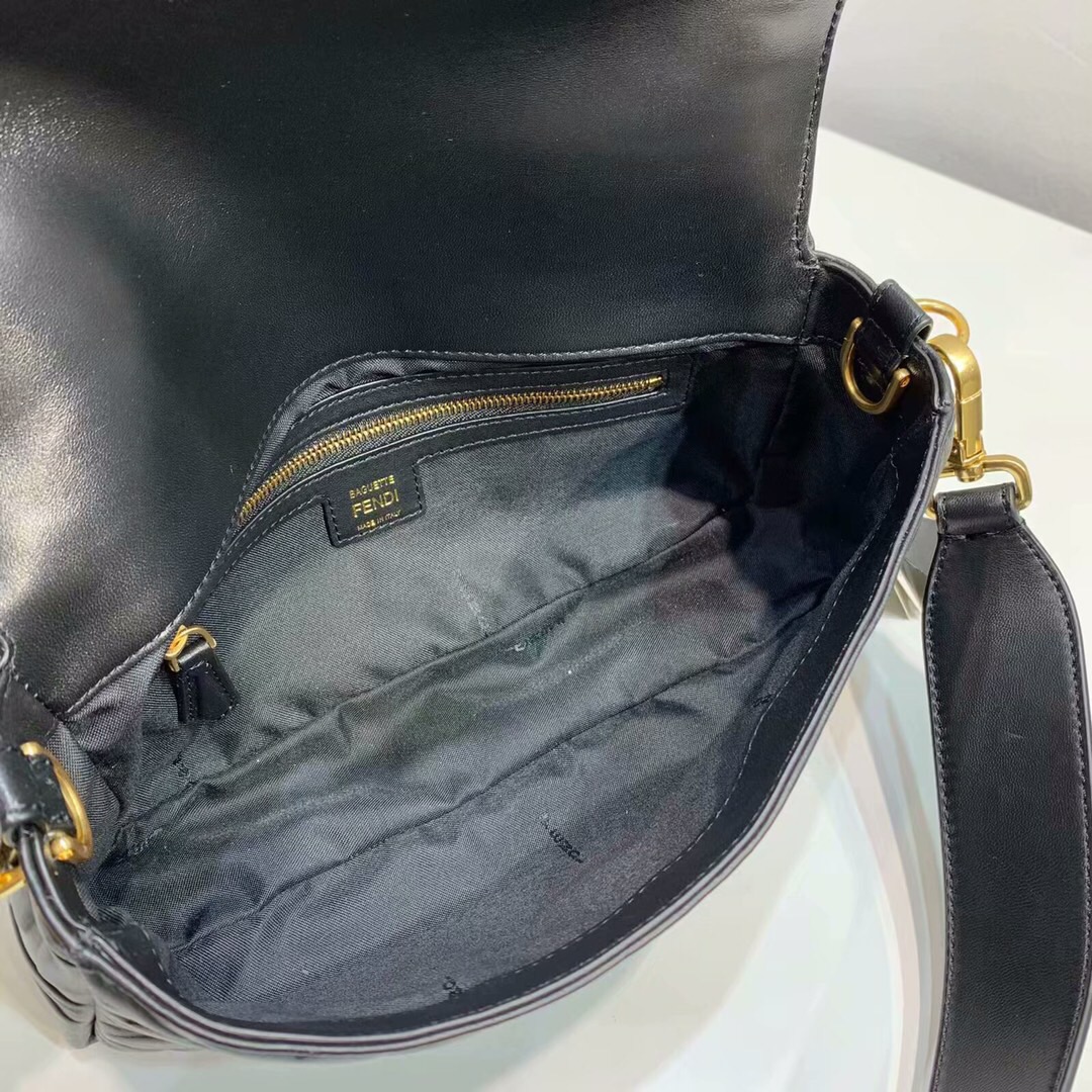 F**di Medium Baguette Black 26cm