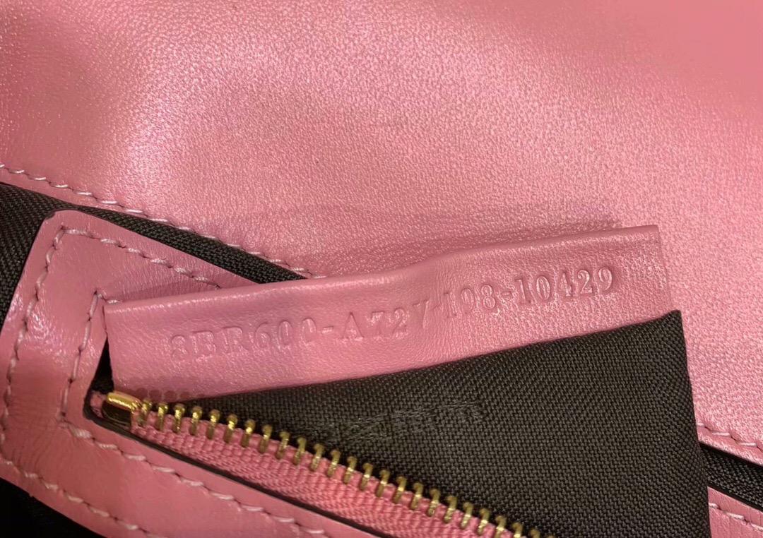 F**di Medium Baguette Pink 26cm
