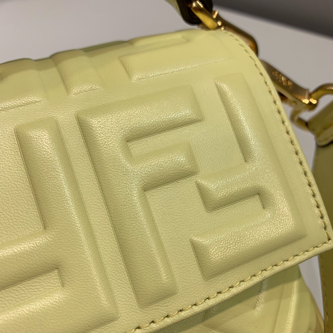 F**di Medium Baguette Yellow 26cm