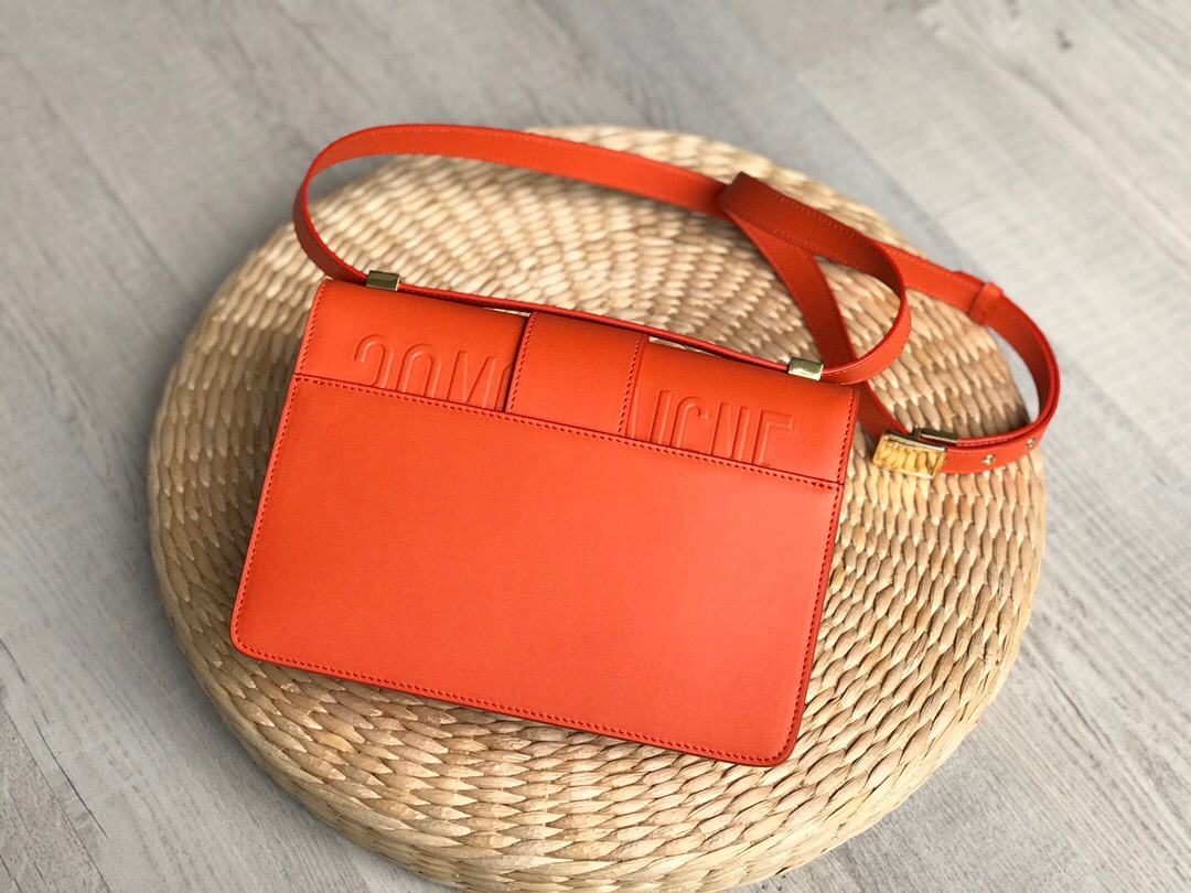 D10r Oblique Montaigne30 M9203 orange