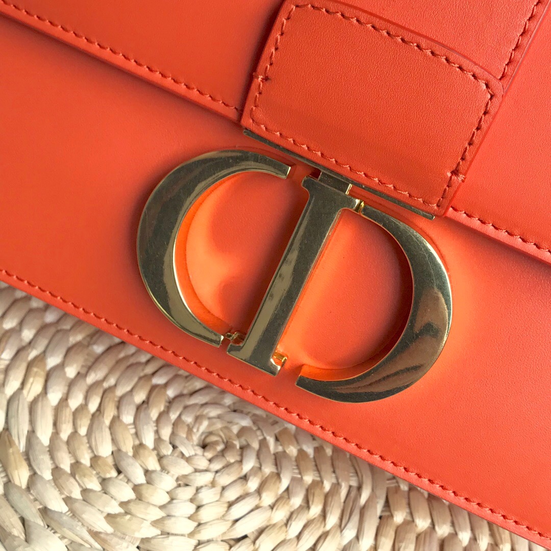 D10r Oblique Montaigne30 M9203 orange