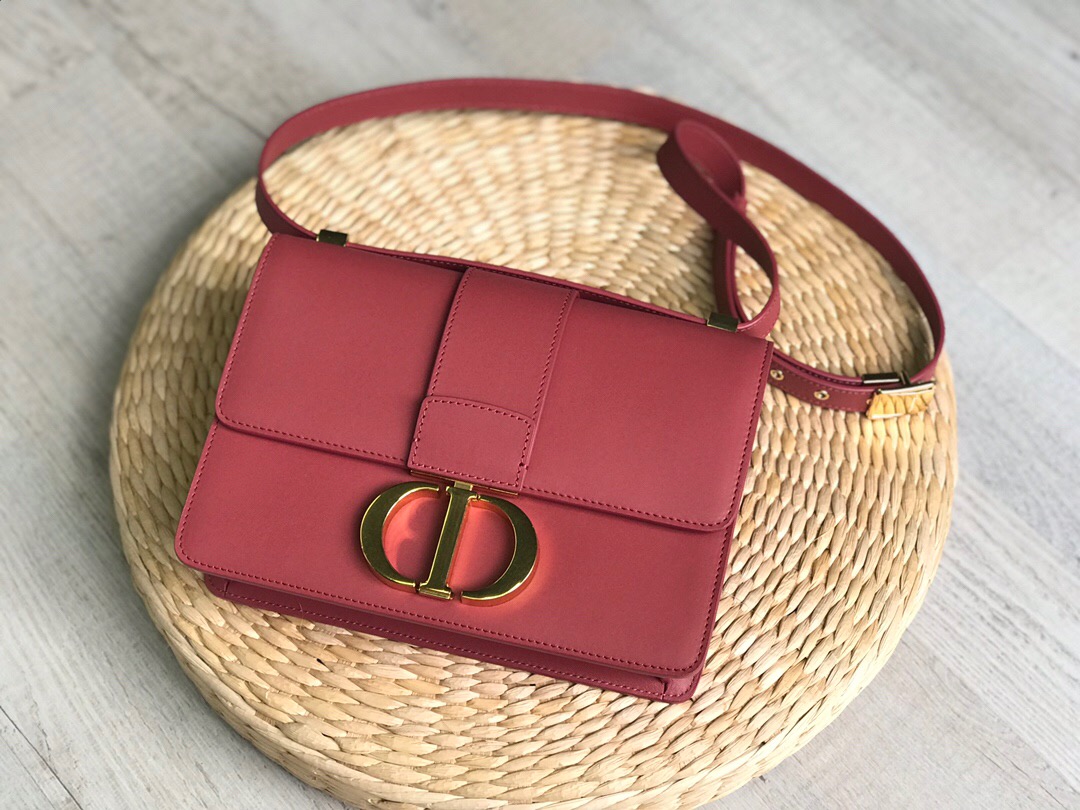 D10r Oblique Montaigne30 M9203 Red