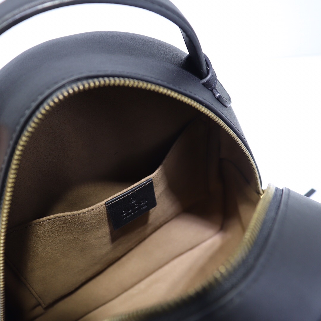 Gvc*1 GG Marmont quilted leather backpack 476671 Black
