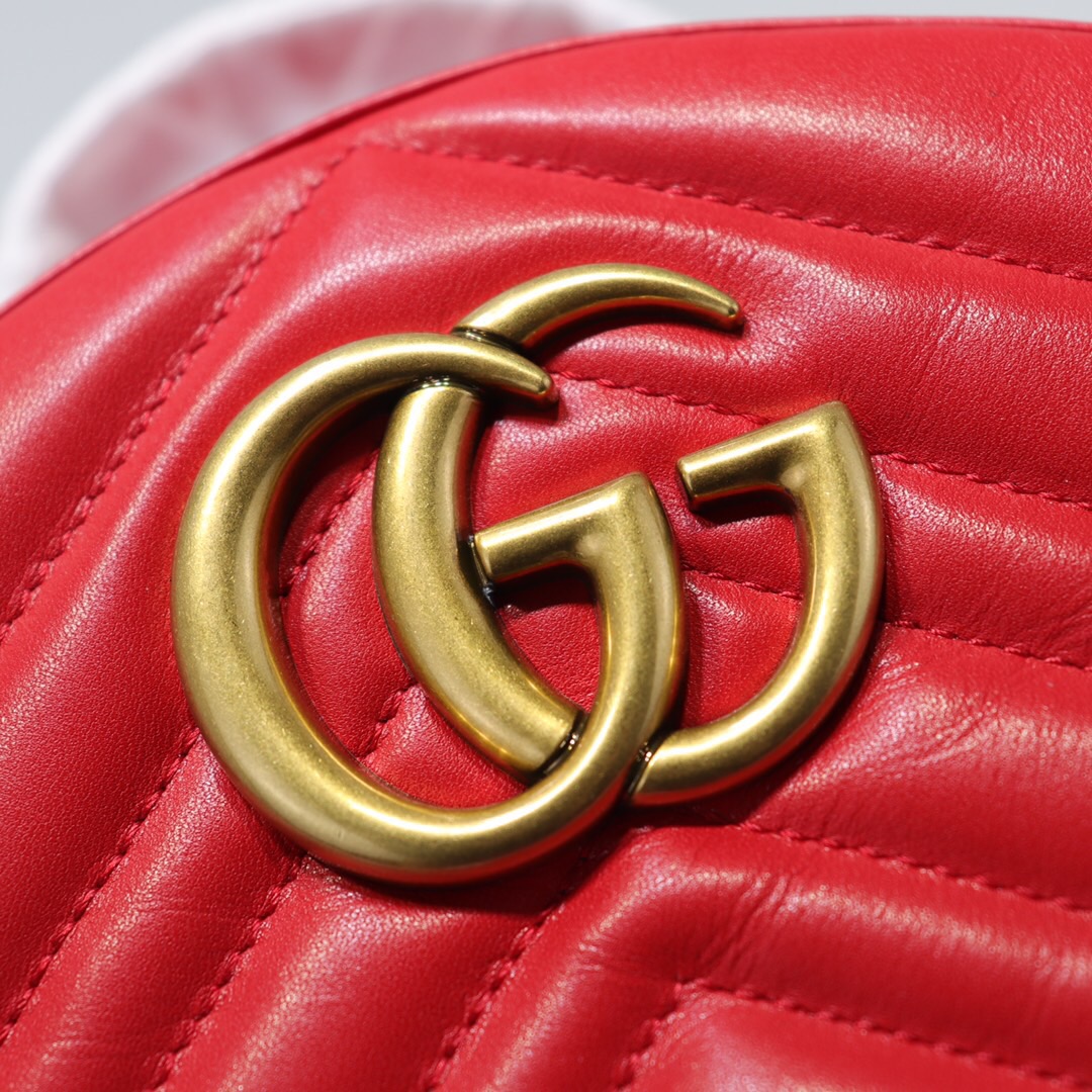 Gvc*1 GG Marmont quilted leather backpack 476671 Red