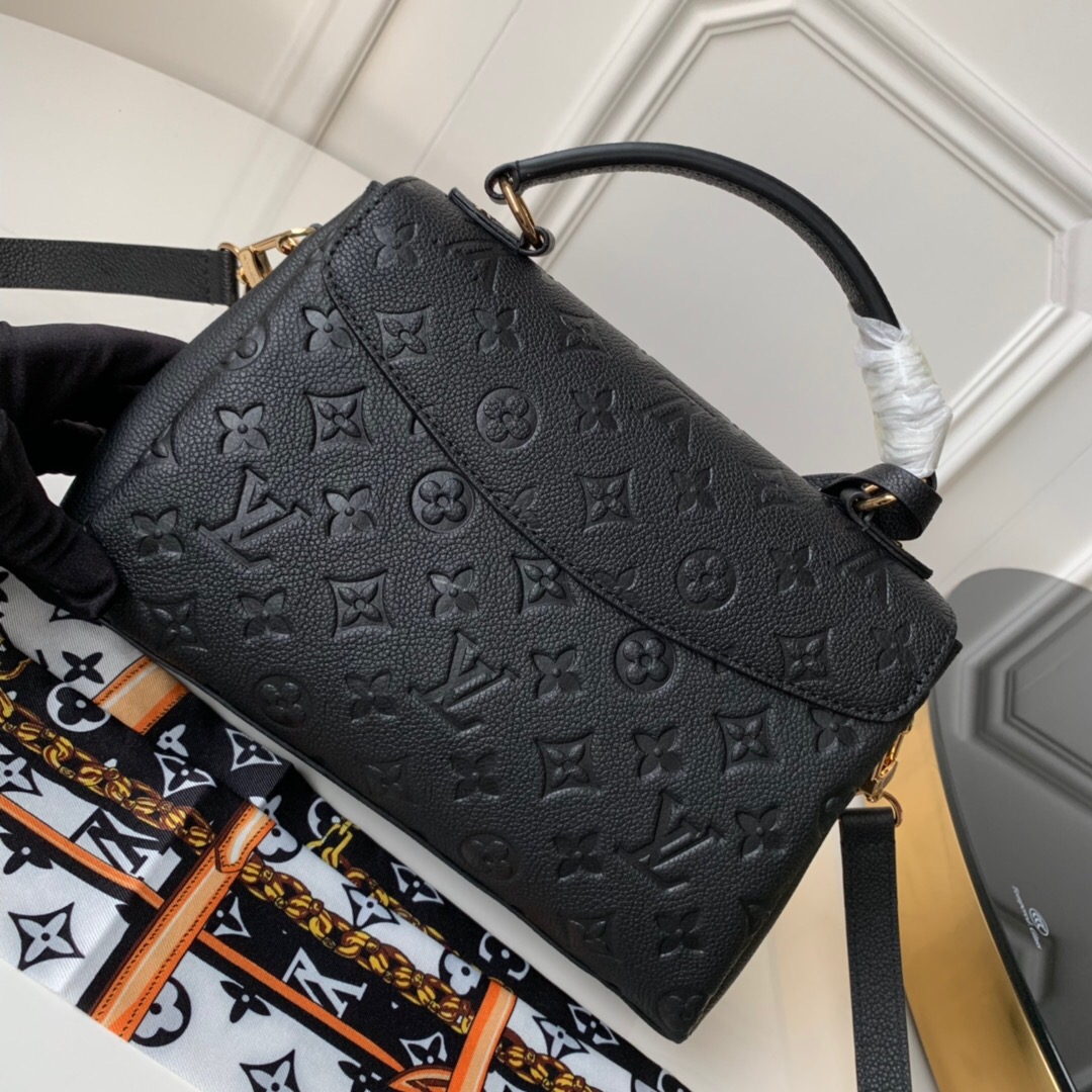 L0vis Vvtt0n Georges BB M53943 Black