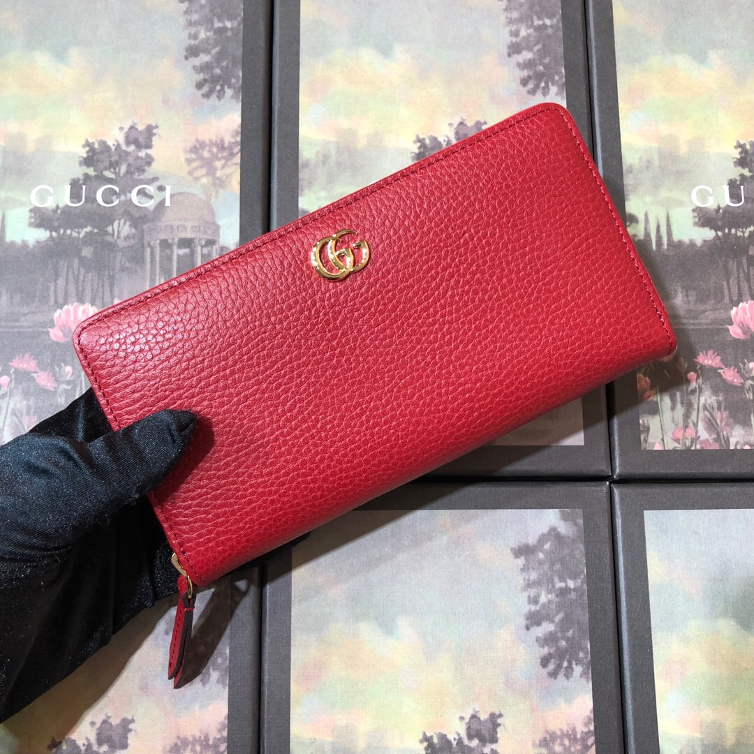 Gvc*1 Leather zip around wallet Red