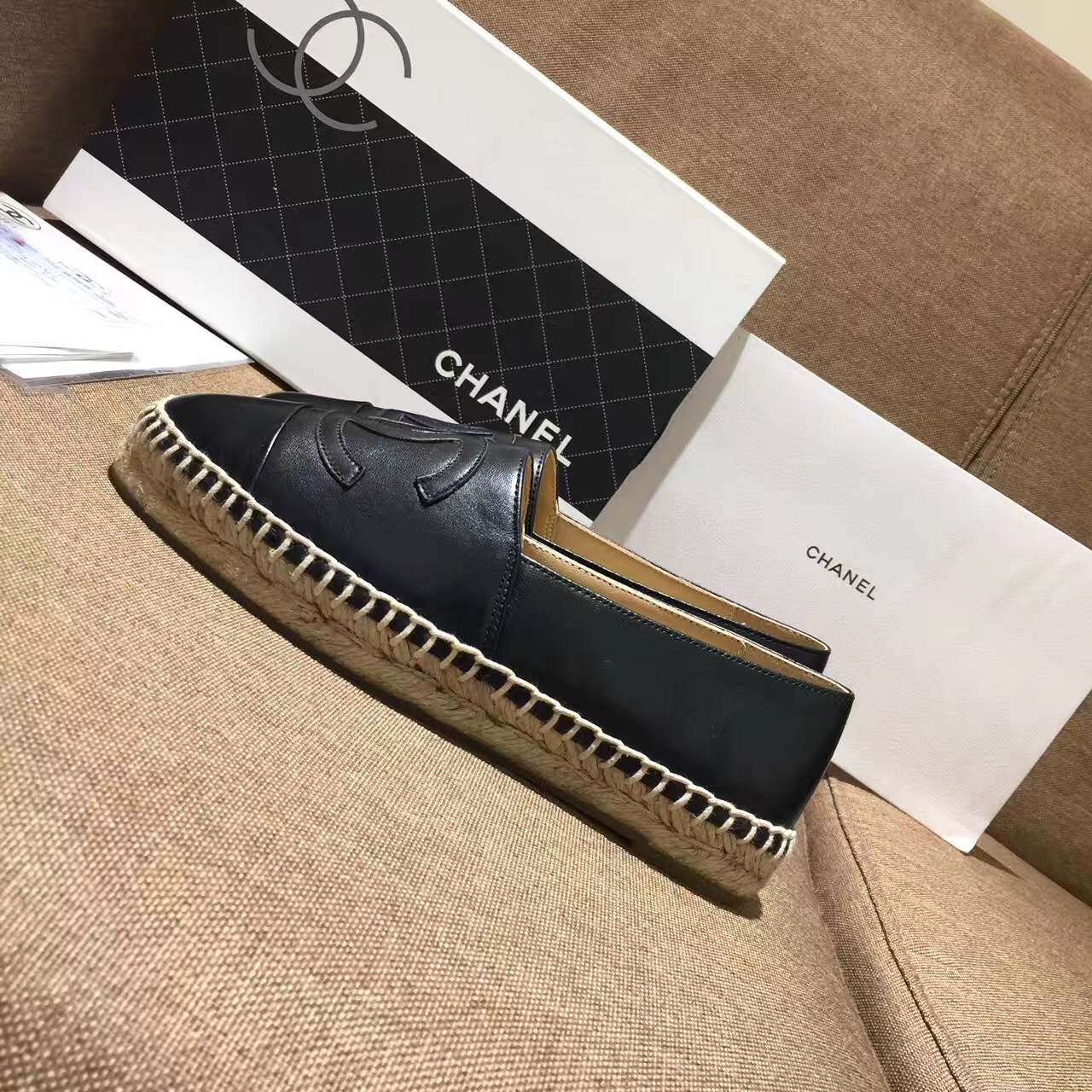 Ch**el Shoes