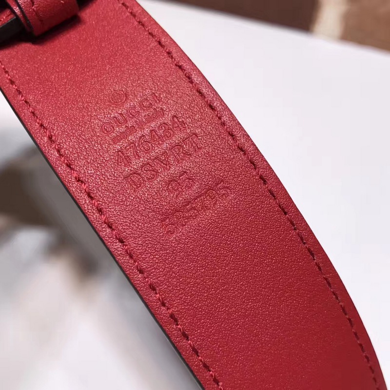 GG Marmont matelassé leather belt Red bag 476434