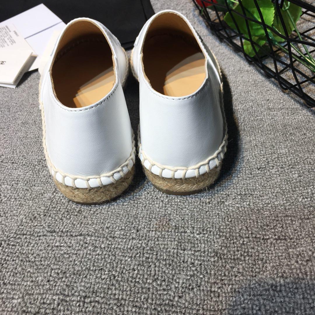 Ch**el shoes CS236
