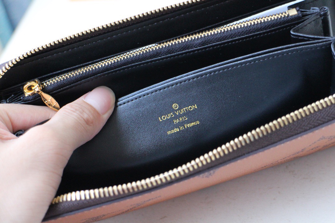 LV Zippy Wallet Small Leather M67687