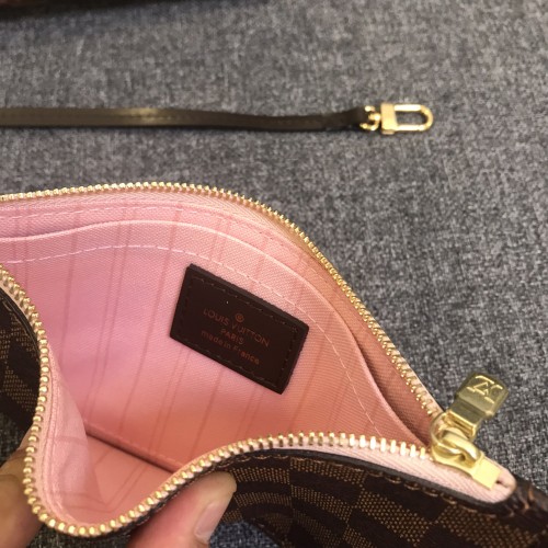 L0vis Vvtt0n Neverfull PM 29cm