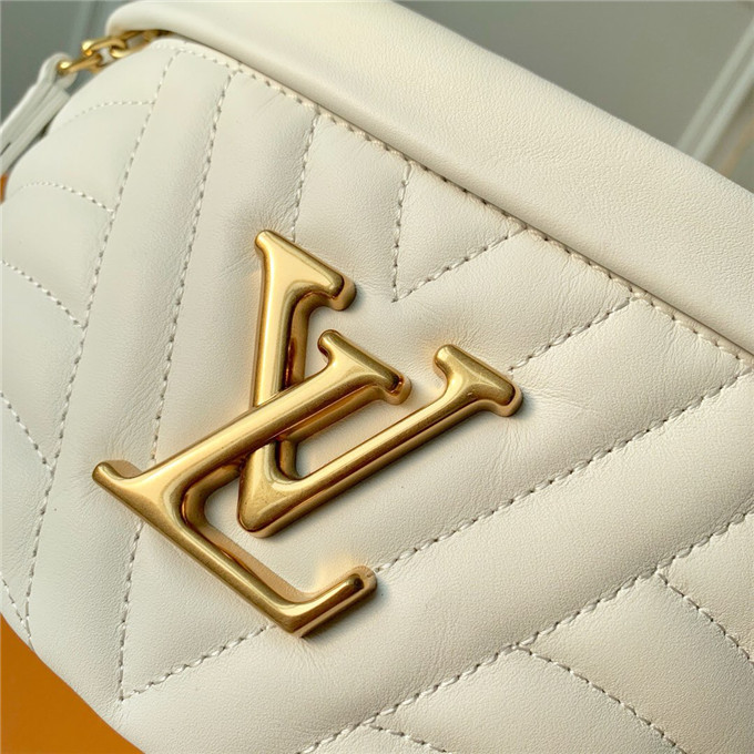 L0vis Vvtt0n Bumbag Bag White