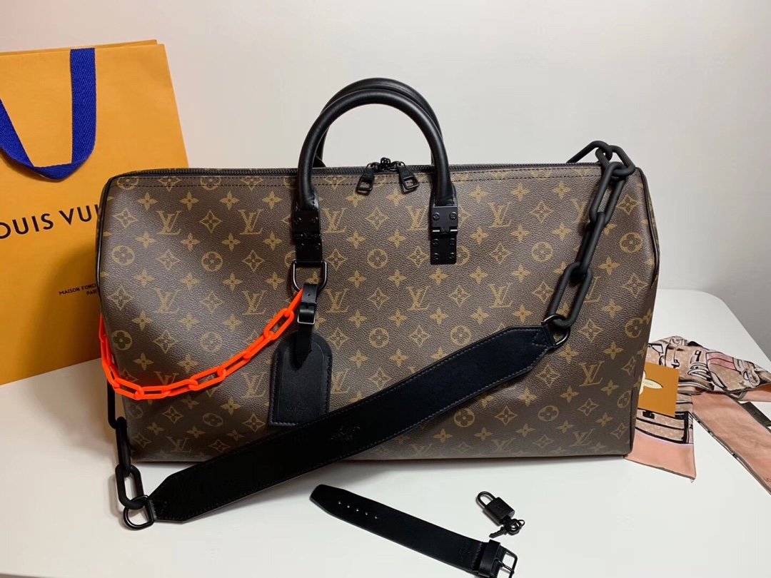 L0vis Vvtt0n KEEPALL BANDOULIÈRE 50