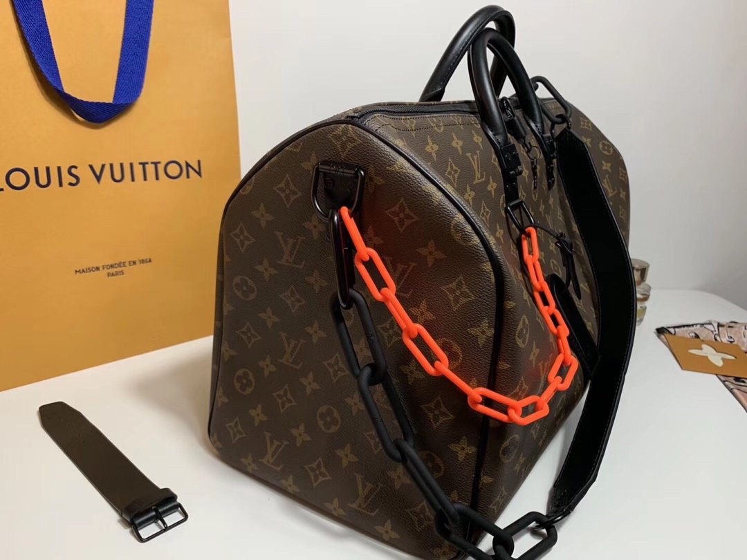 L0vis Vvtt0n KEEPALL BANDOULIÈRE 50