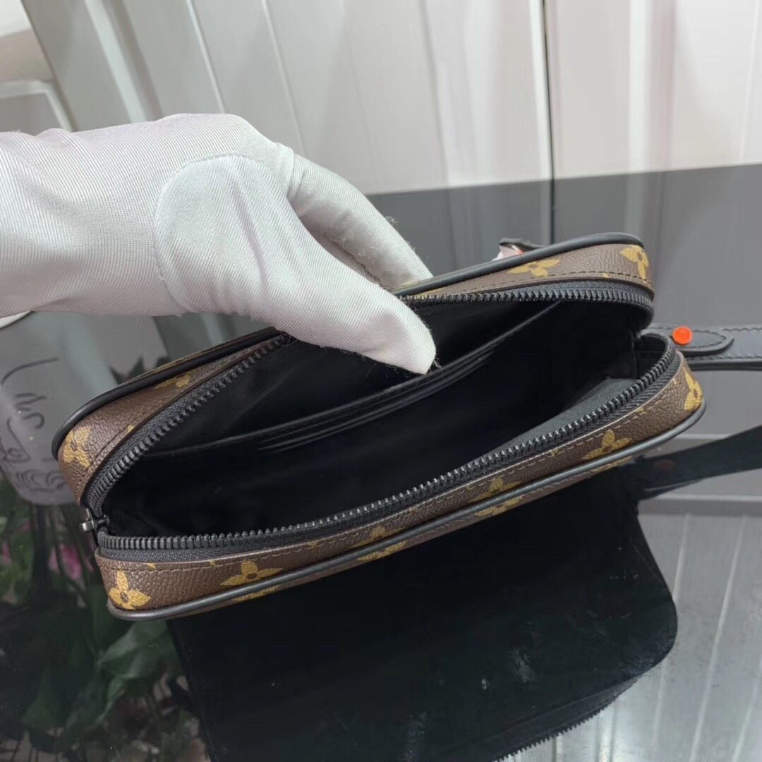 LV Virgil Abhol Chain Trunk bag M44458