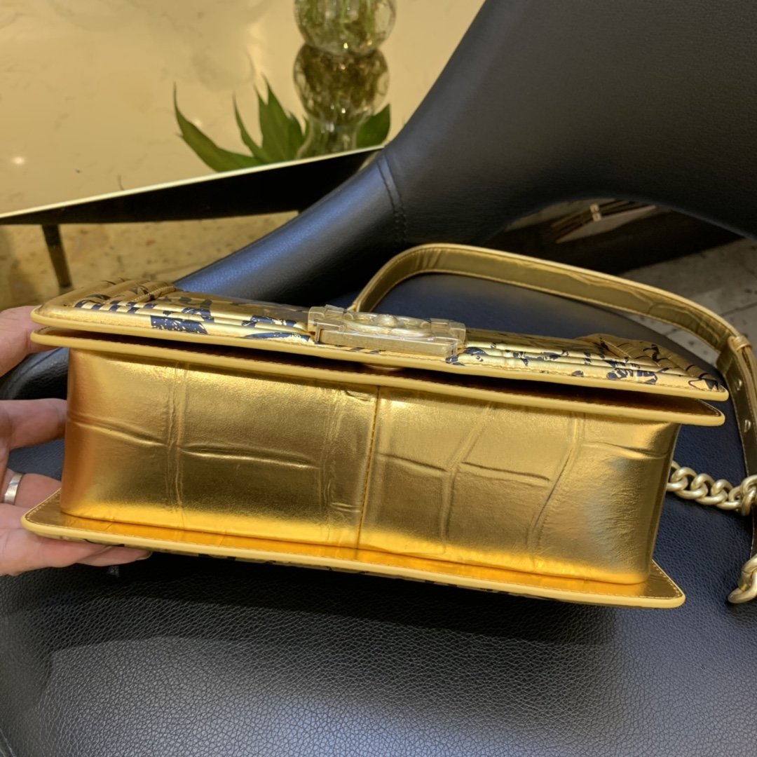 Ch**el 2019 autumn graffiti bag 25cm