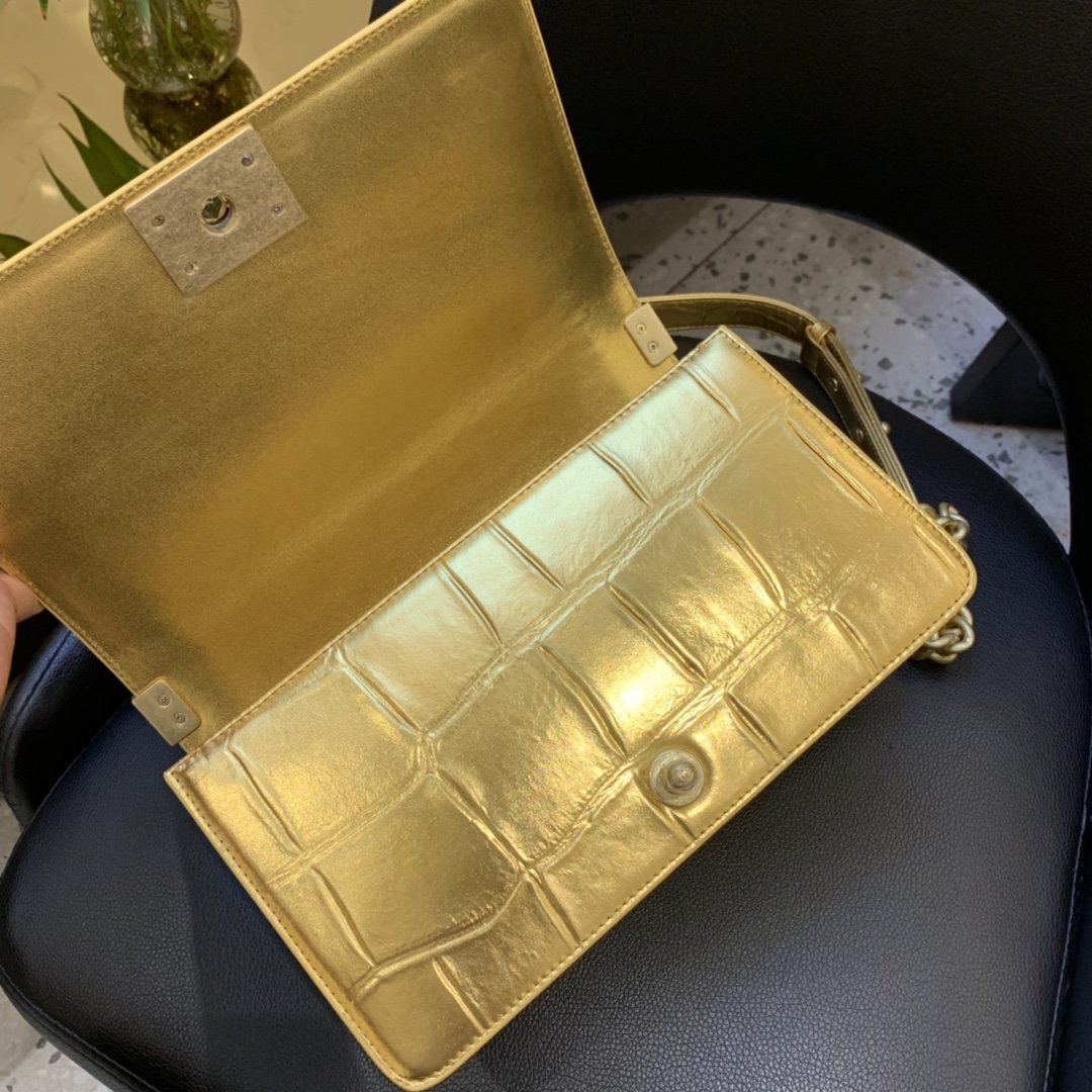 Ch**el 2019 autumn graffiti bag 25cm