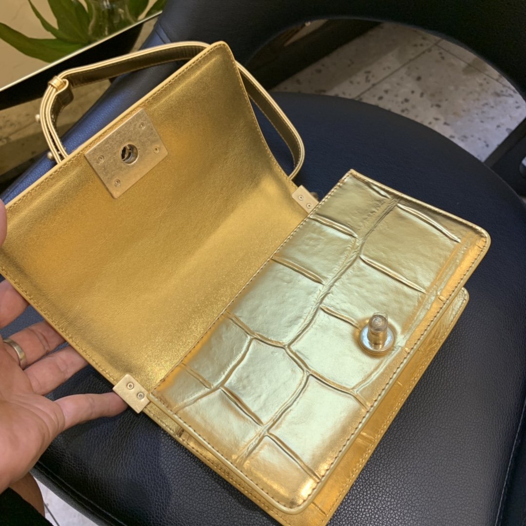Ch**el 2019 autumn graffiti bag 20cm