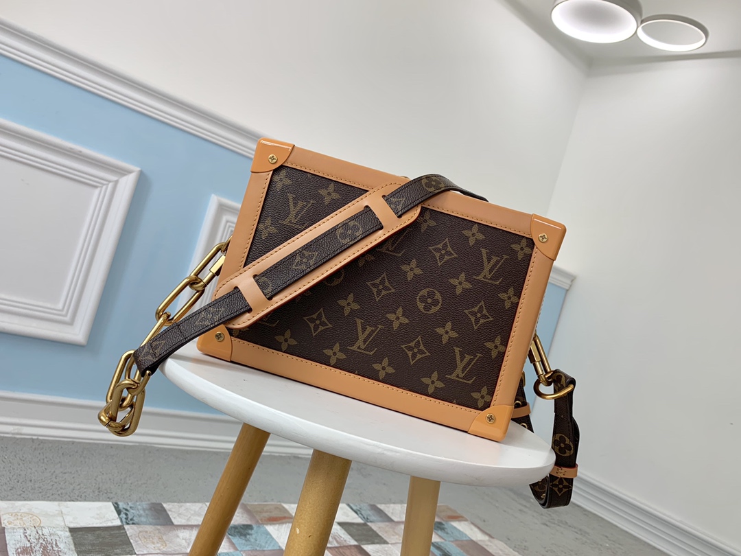 LV m44478 SOFT TRUNK bag