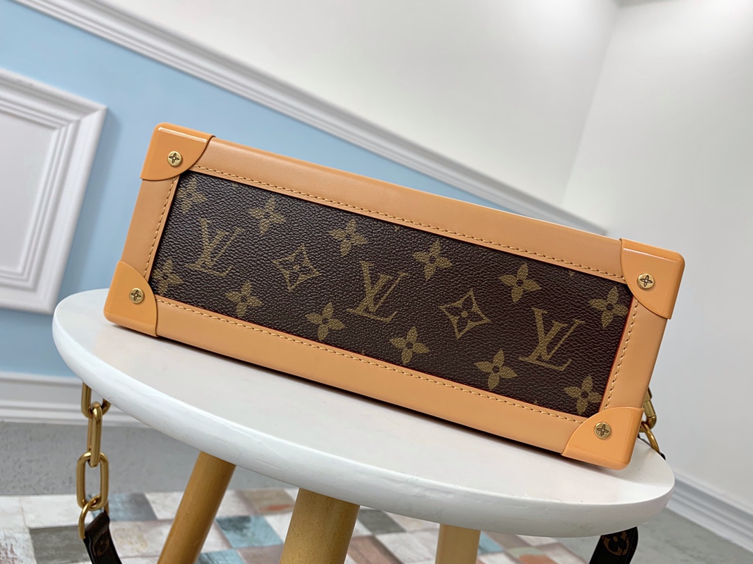 LV m44478 SOFT TRUNK bag