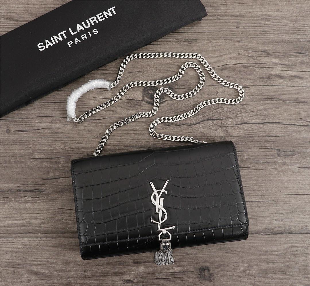 Y51 Crocodile embossed cowhide Chain shoulder bag Black
