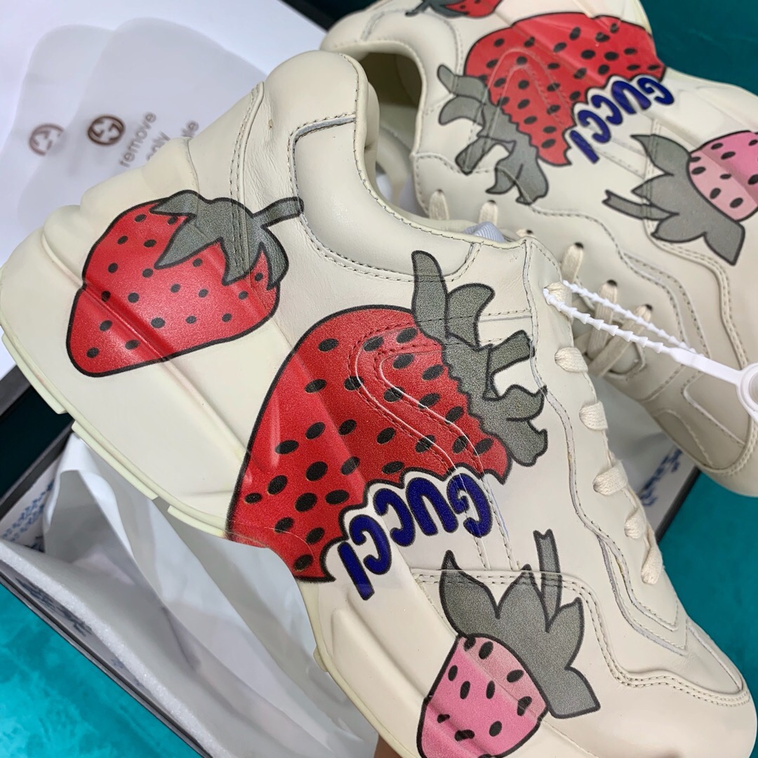Gvc*1 Clunky Sneaker