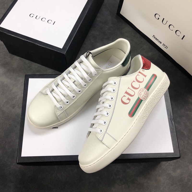 Gvc*1 SNEAKERS