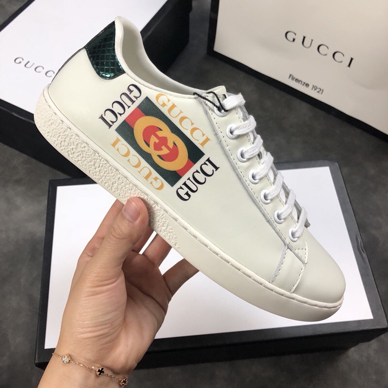 Gvc*1 SNEAKERS 002