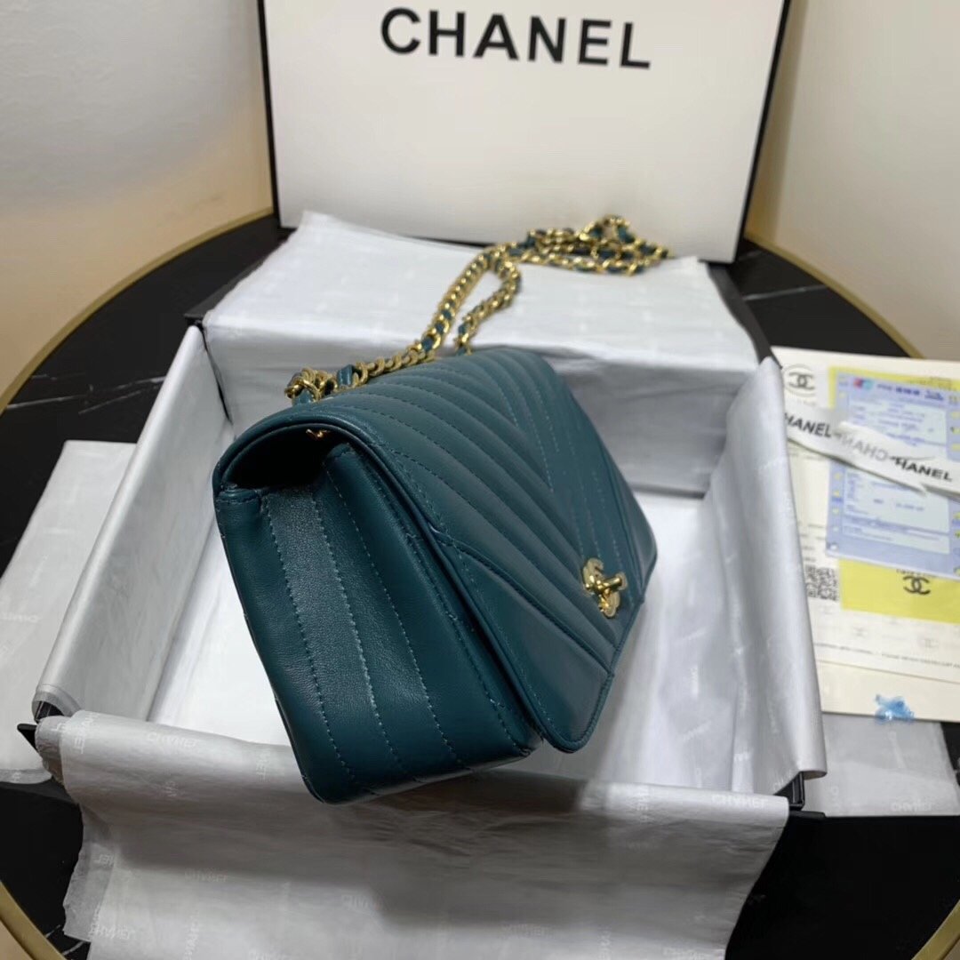 Ch**el 2019 New Lambskin mini bag Blue