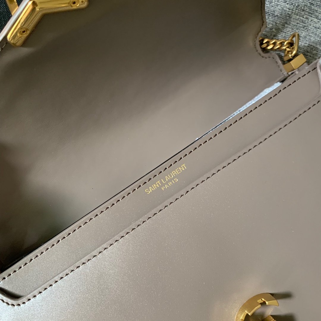 Y51 Calfskin chain bag