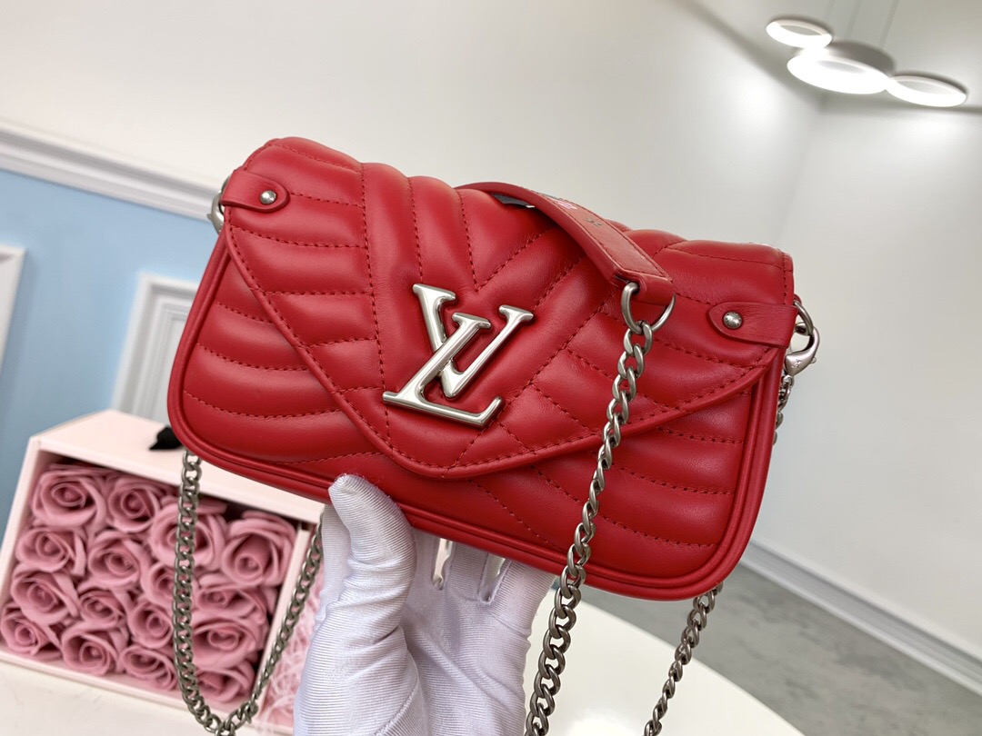 L0vis Vvtt0n NEW WAVE CHAIN POCHETTE M63956 18CM