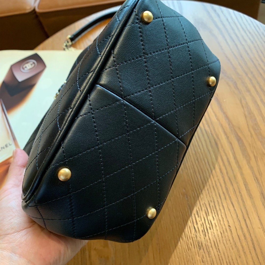 Ch**el Sac Hobo Small bucket bag AS0829