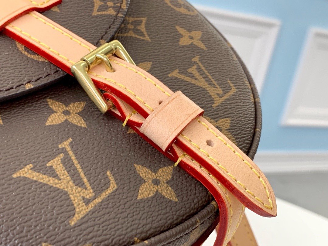 LV M45443 Retro saddle bag