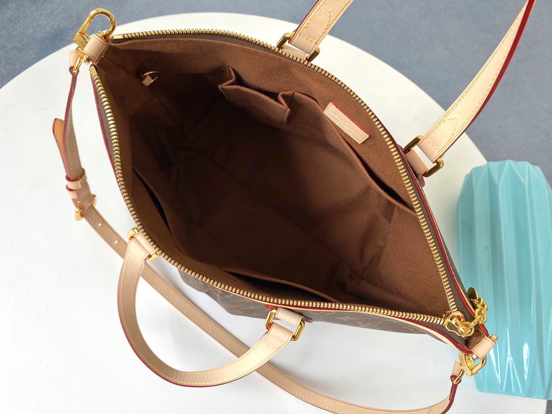 LV M40145 PALERMO Medium handbag