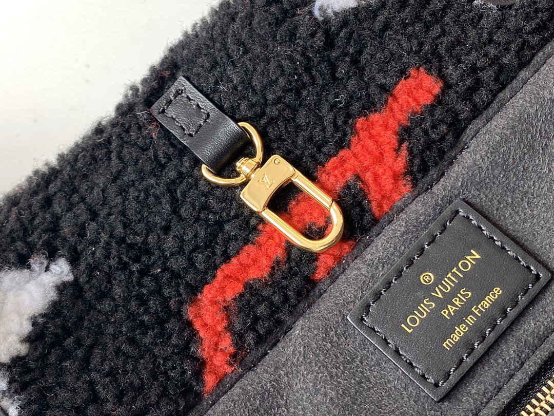 L0vis Vvtt0n ONTHEGO Teddy Monogram