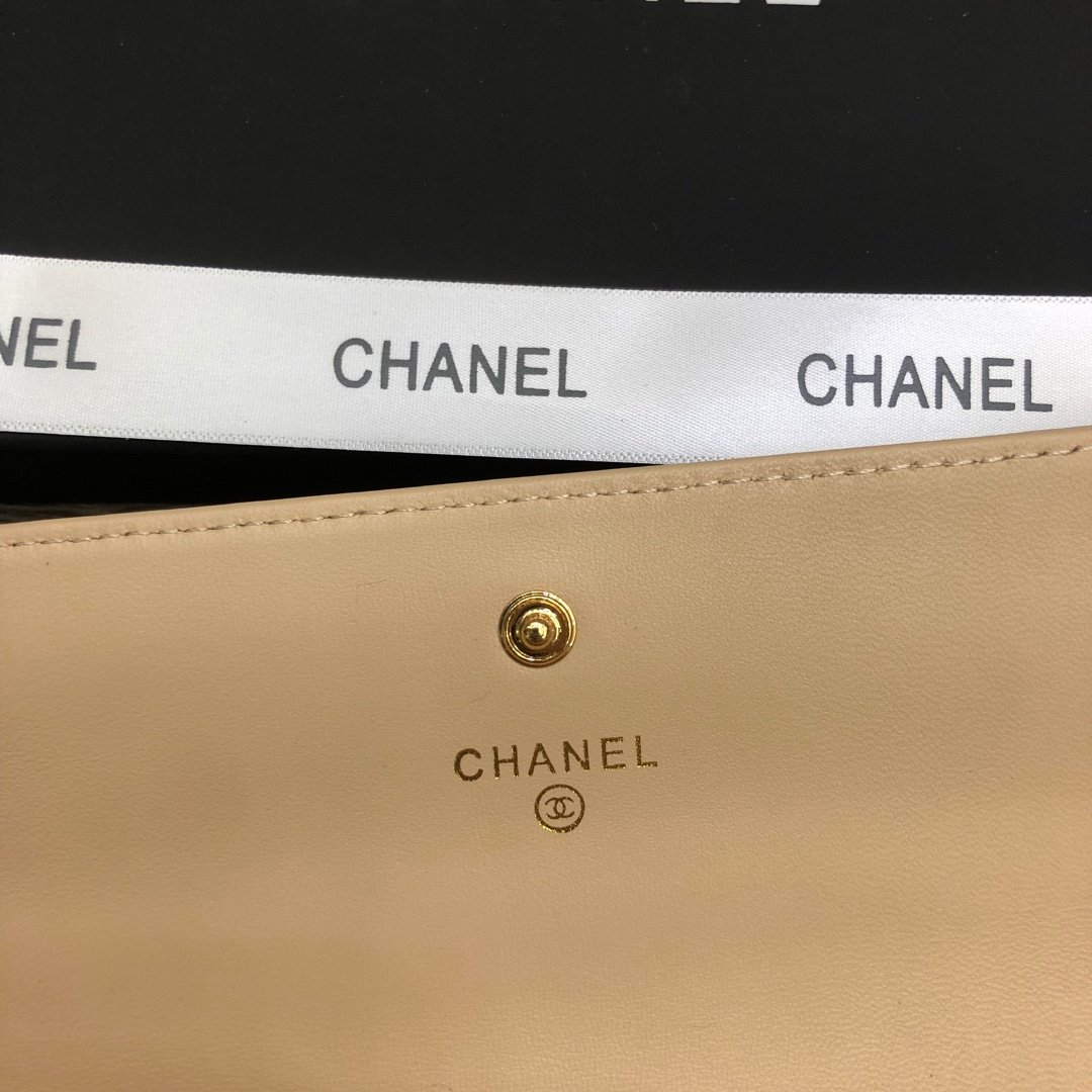 Ch**el wallet