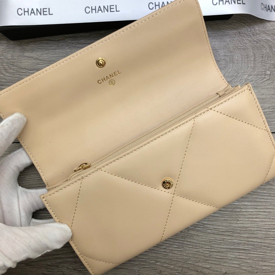 Ch**el wallet